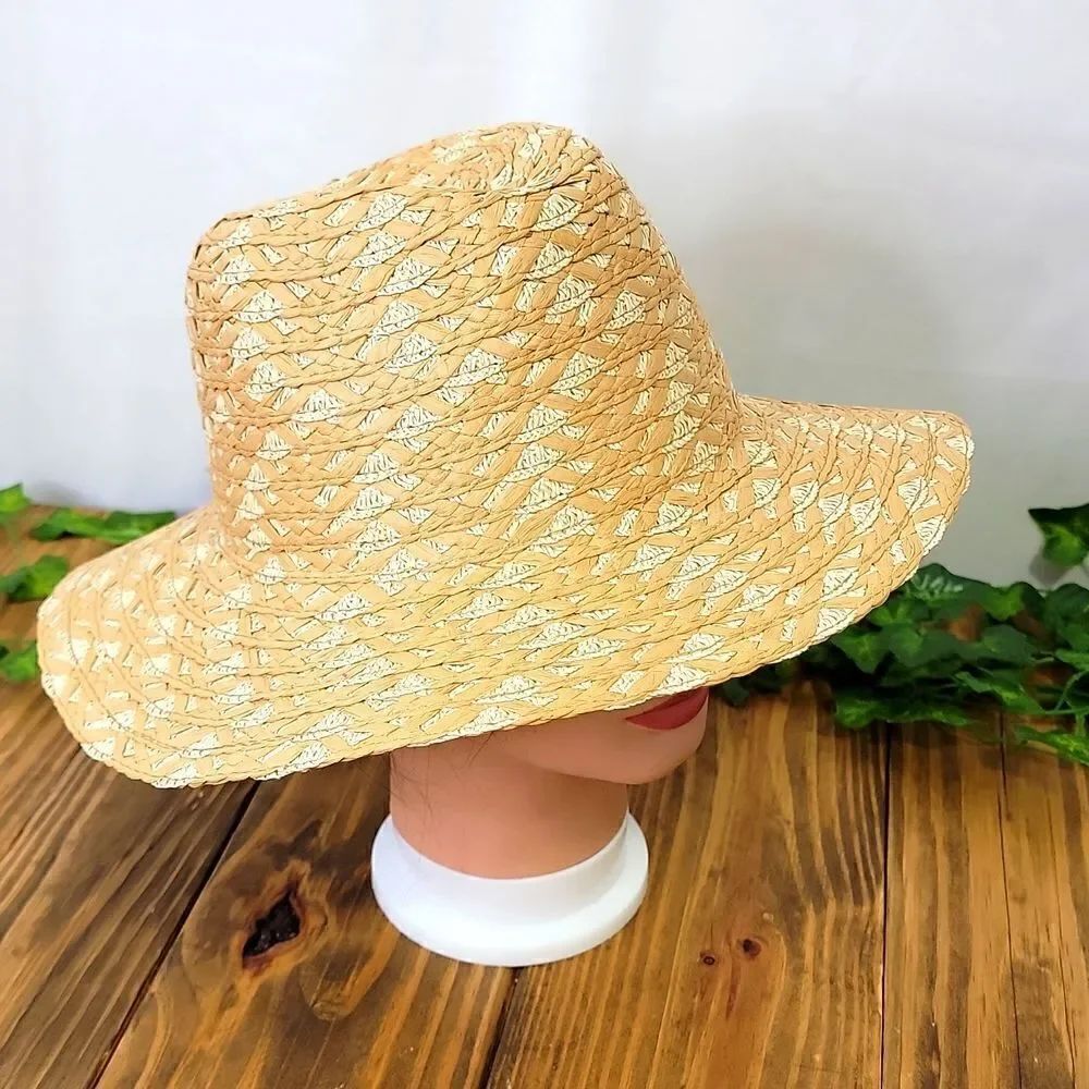 Time and Tru. Straw Hat. OSFA. NWT